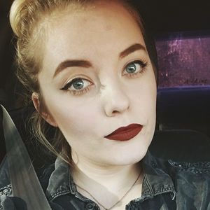 Meet your Posher, Leah